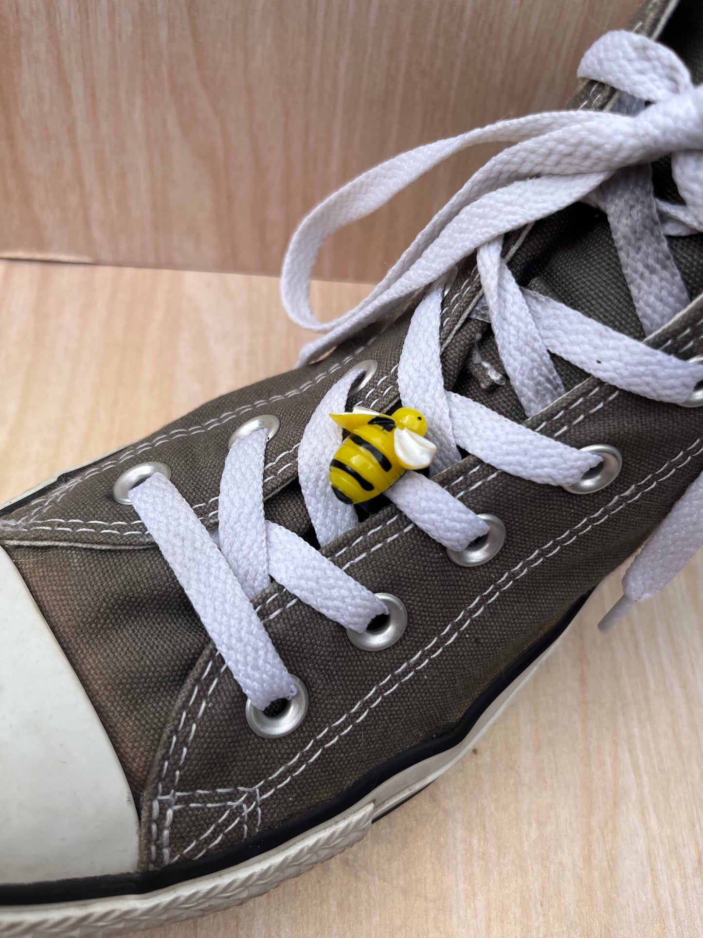 Bee Shoelace charm #2